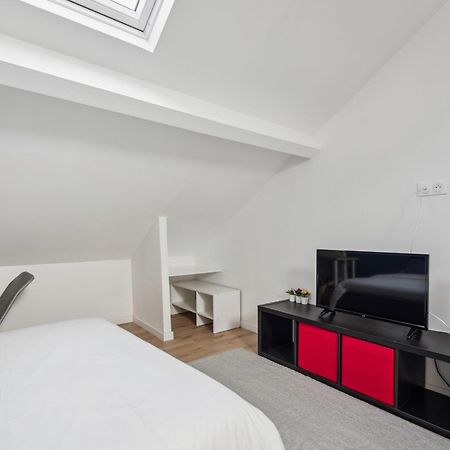 Budget Appart Avec Parking Au Centre-Ville Charleville-Mézières المظهر الخارجي الصورة
